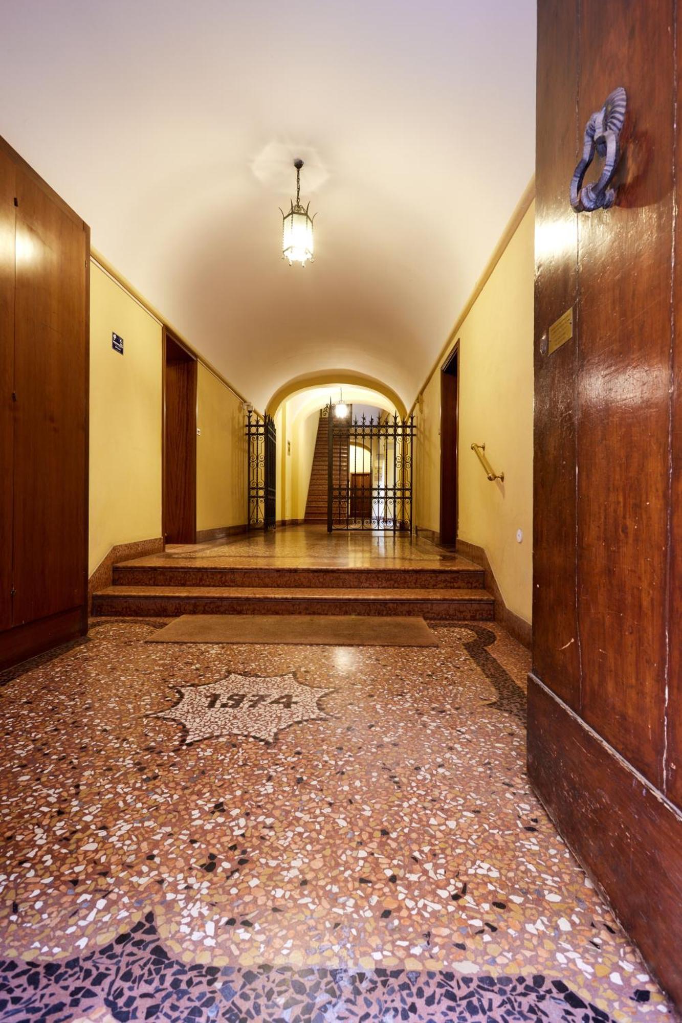 Central And Comfy Apartment Free Netflix And Disney Plus Boloňa Exteriér fotografie